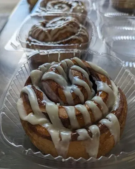 Jumbo Cinnamon Roll