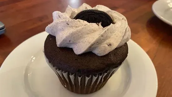 Cookies and Cream Cupcake