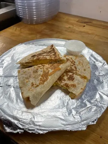 Veggie quesadilla(pico ,jalapenos)