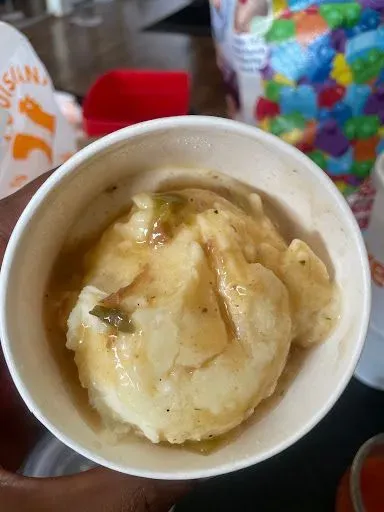 Mashed Potatoes With Cajun Gravy