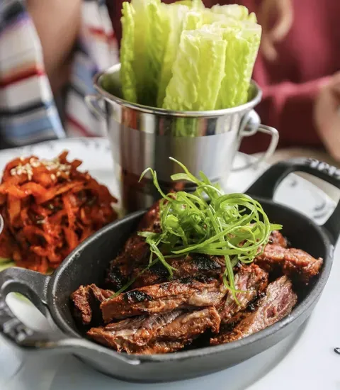 TENDERLOIN LETTUCE WRAPS