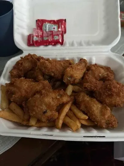 Chicken Wings & Fries