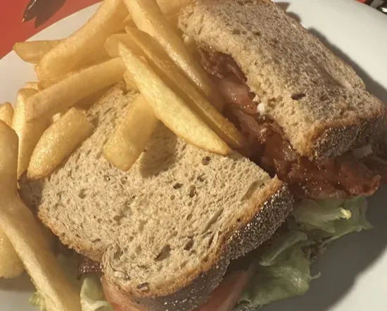 BLT Sandwich with french fries