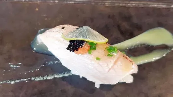 Hamachi Sushi