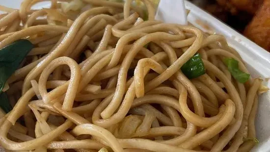 D14. Chicken Lo Mein