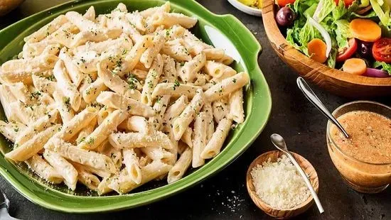 Family Bundle Penne Alfredo