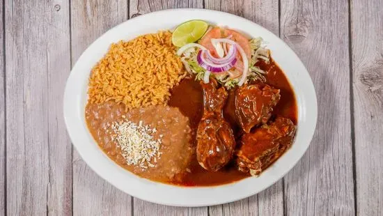 Mole de Pollo con Arroz / Chicken Mole with Rice