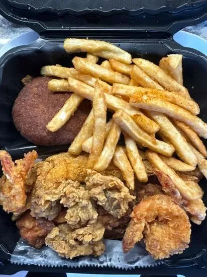 51. Ultimate Fried Seafood  Combo Platter