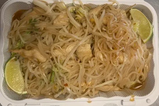 Pad Thai (Thai-Style)