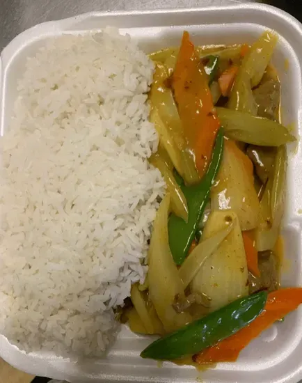 L12. Curry Beef with White Rice