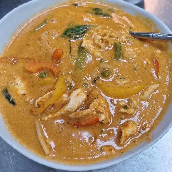 C2 Red Curry (Spc.2) - Half Tray