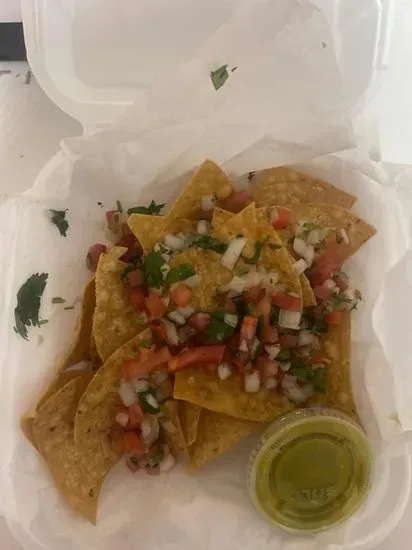 Nachos with Salsa