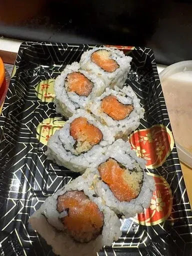 Spicy Salmon Roll
