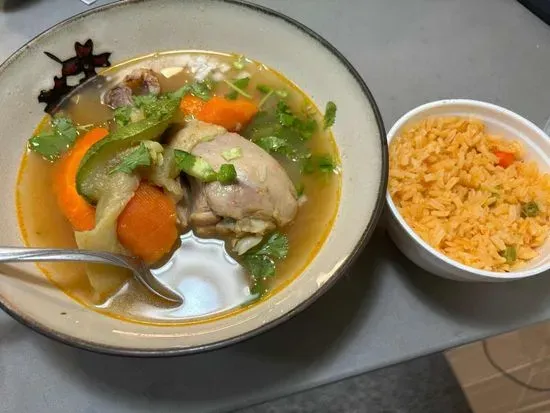 Caldo De Pollo