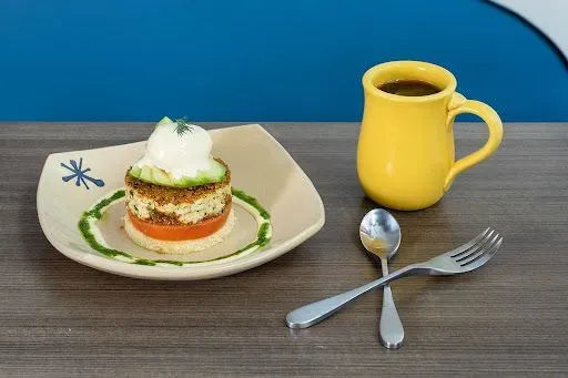 Parmesan-Panko Crab Cake Benedict