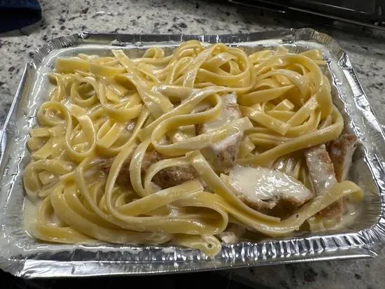 Chicken Alfredo Entrée