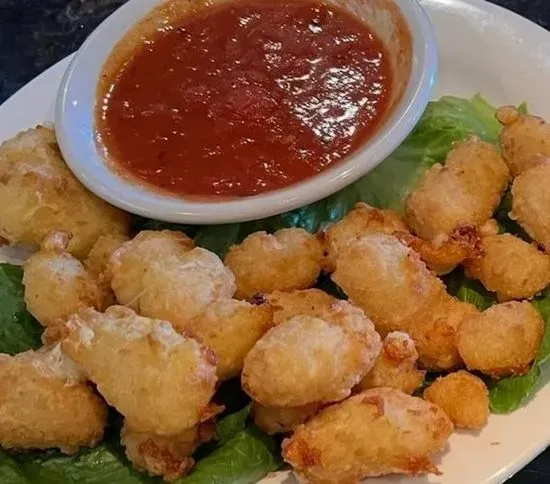 FRIED CHEESE CURDS