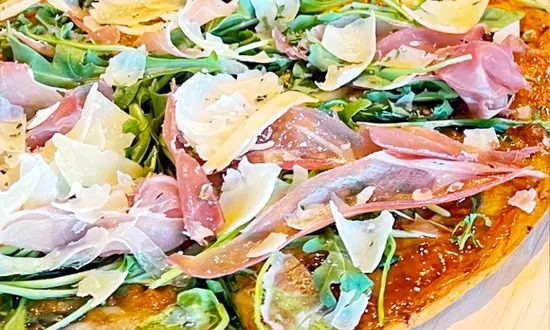 Fig & Arugula Pizza