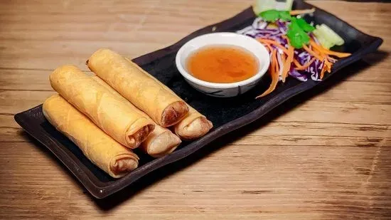 A6. Vegetable Spring Rolls (3)