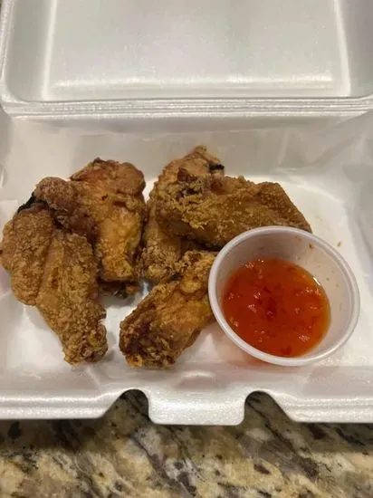 A8. Fried Chicken Wing (5)