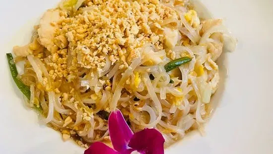 Chicken Pad Thai Noodle