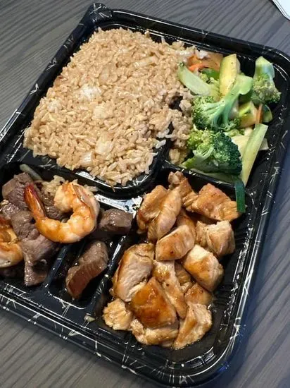 Filet Mignon & Chicken Hibachi Combo