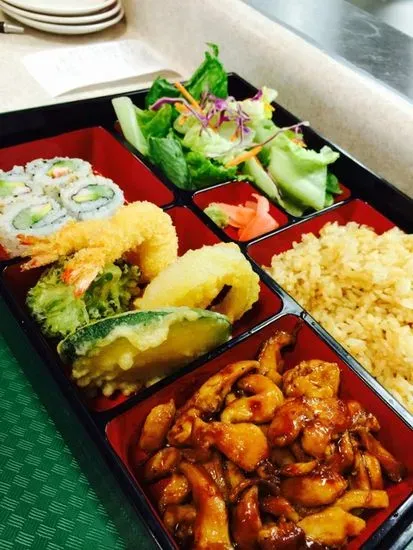 Chicken Deluxe Bento Box