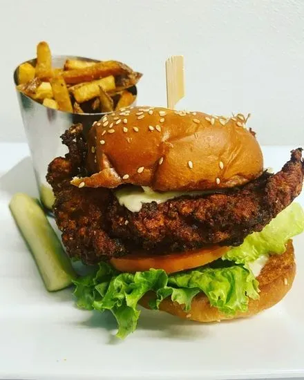 Crispy Fried Chicken Sammie