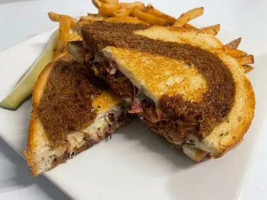 Hot Pastrami Sammie