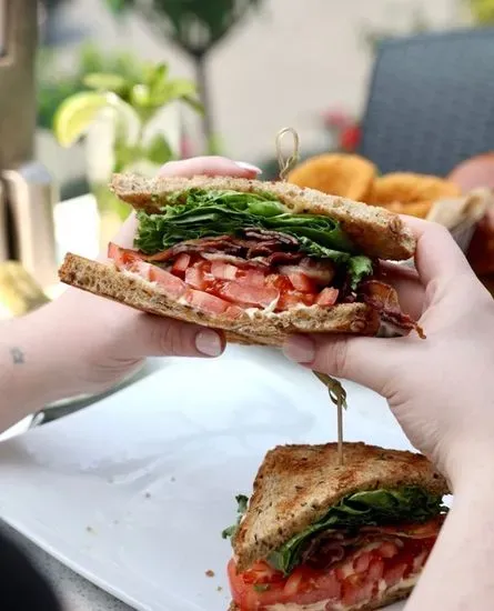 BLT