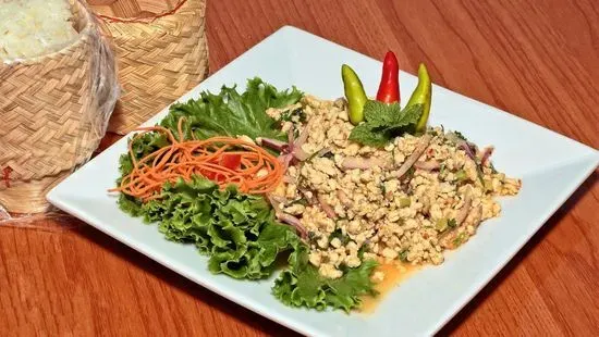 Larb Chicken ★