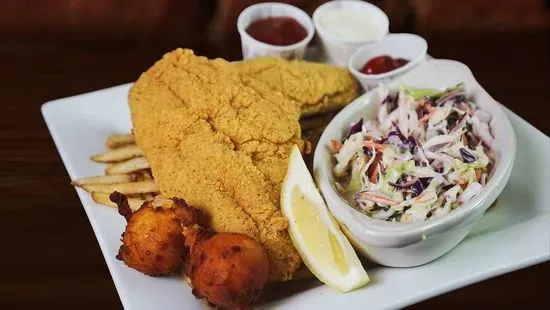 TOGO Crispy Cornmeal Catfish Fillets Basket