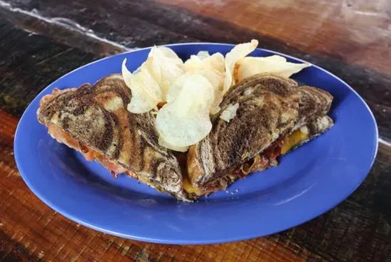 Lunch Grilled Cheese w/Bacon and Tomato