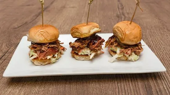 Smoked Pulled Pork Sliders (3)