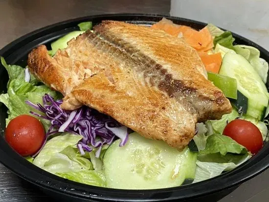 Grilled Salmon Salad