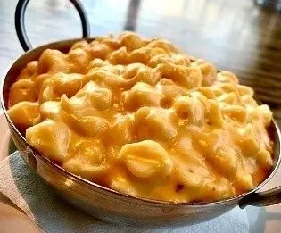 Creamy Mac & Cheese (serves 12-15)