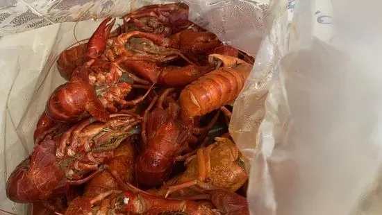 M4. Crawfish (1 LB)