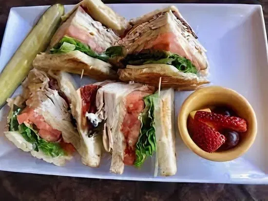 Turkey, Bacon & Swiss Cheese Club