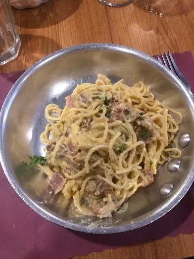 Carbonara Italian Style