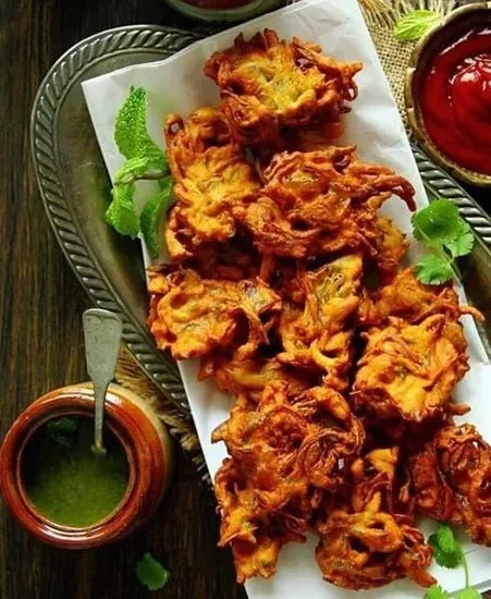 PAKORAS  6 Pcs