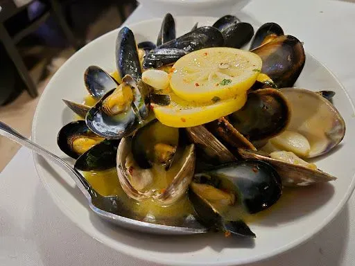 Mussels & Clams