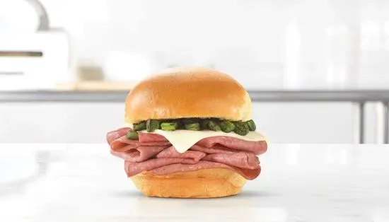 Jalapeno Roast Beef Slider