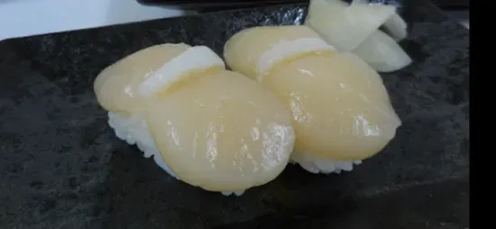 Scallop* Nigiri   (Hotate)