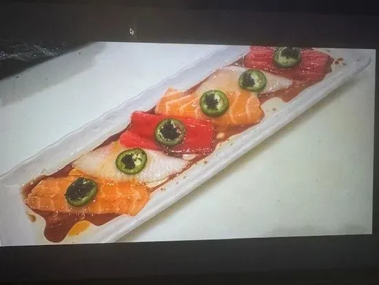 Rainbow Carpaccio* (6pcs)