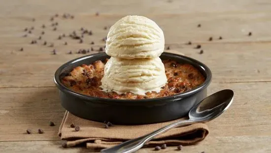 Gluten-Free Chocolate Chip Pizookie®