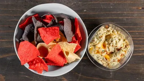 Homemade Spinach & Artichoke Dip