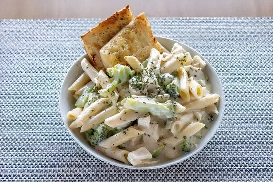 Chicken Broccoli Alfredo