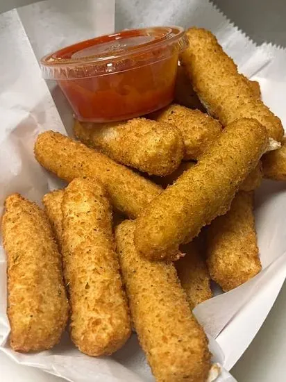 Mozzarella Sticks (8)