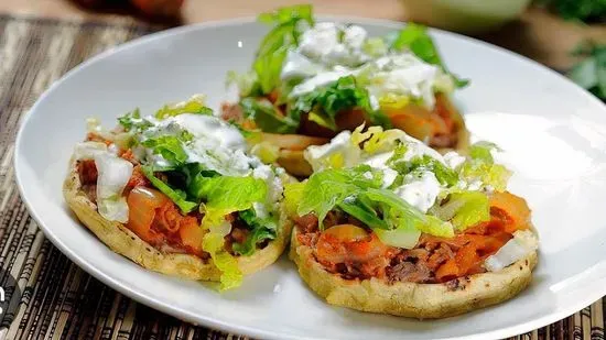 Sope Carne Deshebrada / Shredded Beef