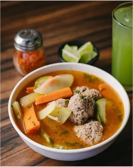 Caldo Albondigas